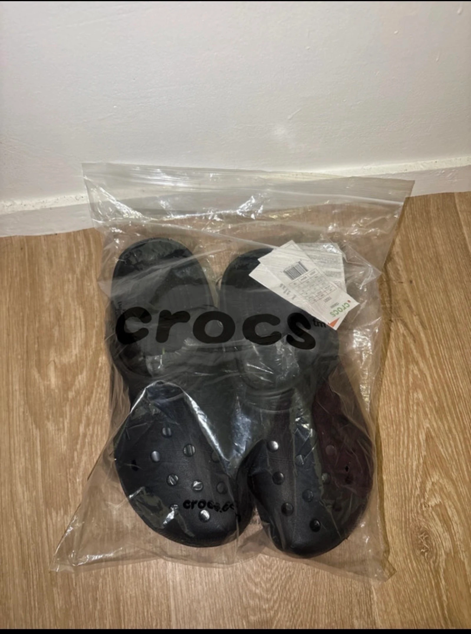 Black Crocs – photo 4